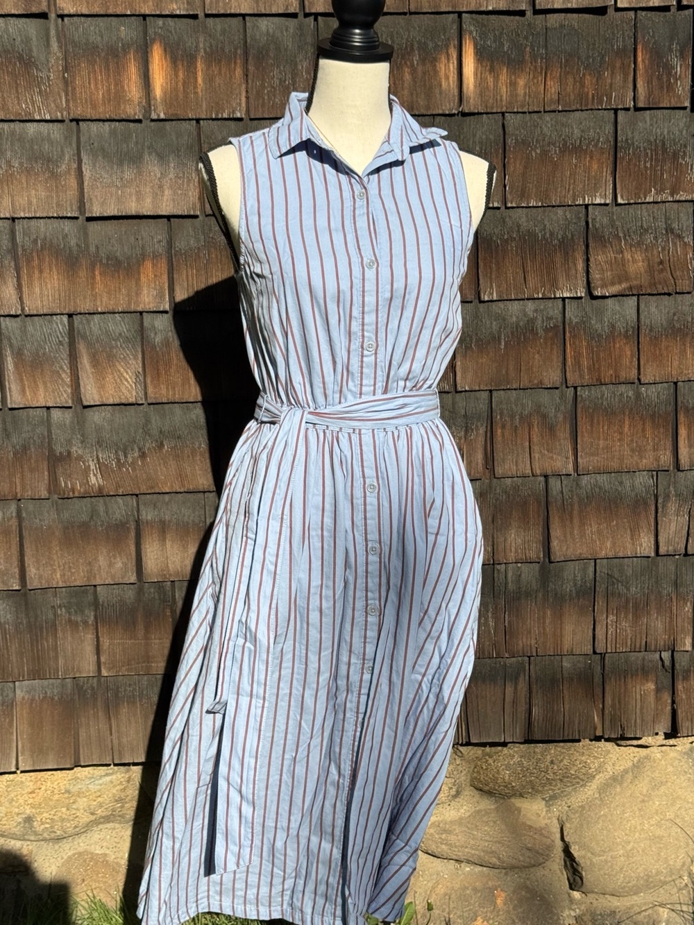 Pact 100% Organic Cotton Lightweight Sleeveless Shirt Dress
Dress - Picture 10 of 15